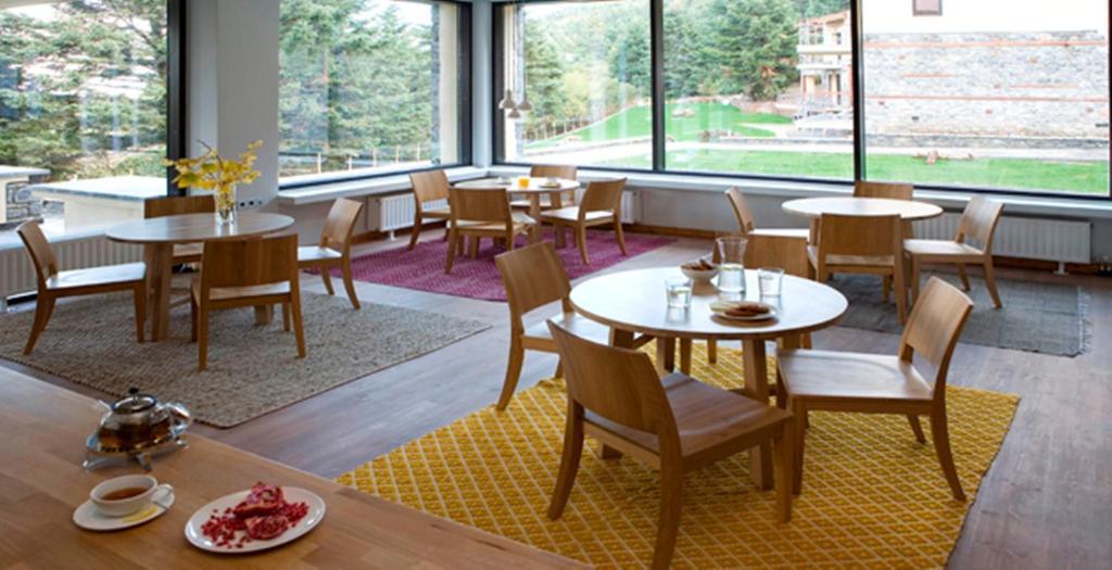 Natura Hotel Vitína Kültér fotó